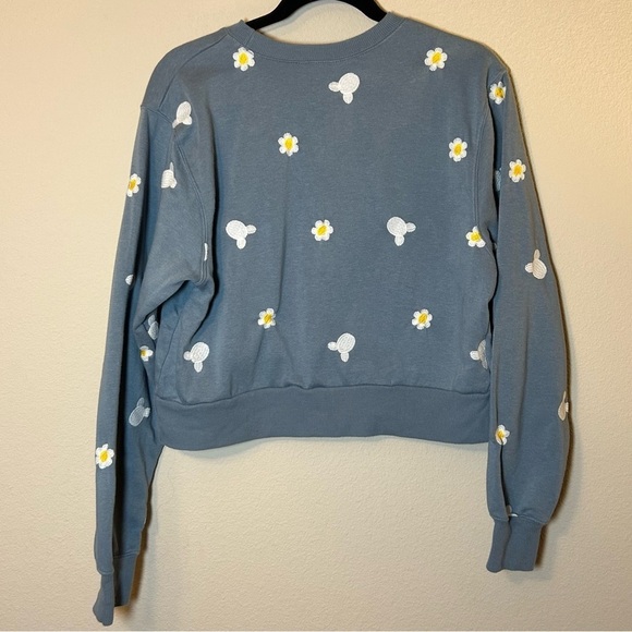 Women’s Size Medium Sweatshirt Blue Disney Theme Mickey Mouse Daisy Embroidered - Picture 5 of 16